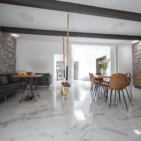 Artspace Locations - - 2bd Loft By Lejlighed Opatija