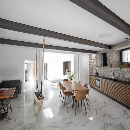 Artspace Locations - - 2bd Loft By *